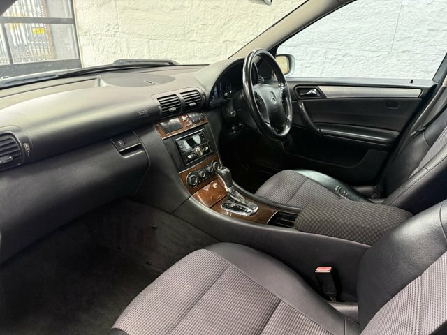 Mercedes-Benz C Class 1.8 C180 Kompressor Avantgarde Se Saloon Petro Silver #4