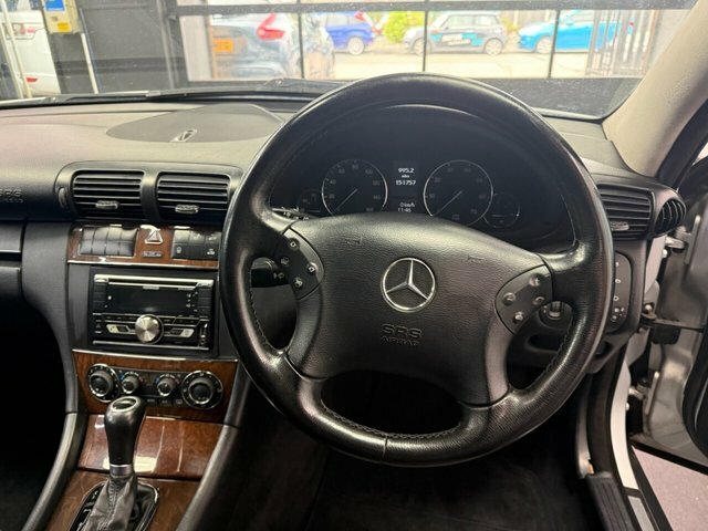 Mercedes-Benz C Class 1.8 C180 Kompressor Avantgarde Se Saloon Petro Silver #2