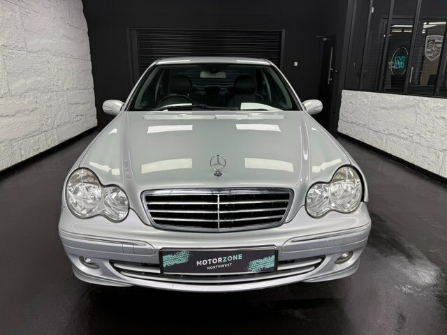 Mercedes-Benz C Class 1.8 C180 Kompressor Avantgarde Se Saloon Petro Silver #3