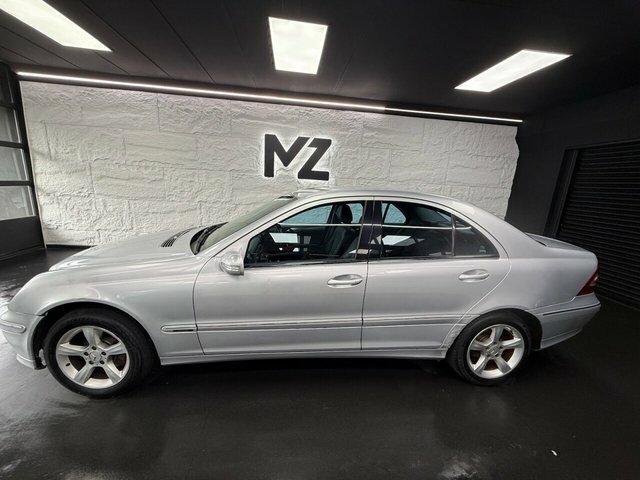 Mercedes-Benz C Class 1.8 C180 Kompressor Classic Se Saloon A Silver #17