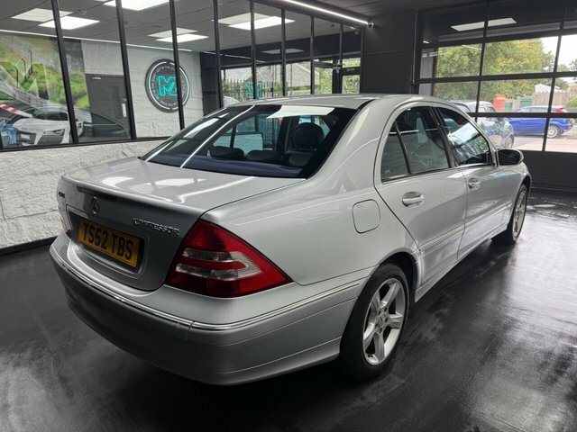 Mercedes-Benz C Class 1.8 C180 Kompressor Classic Se Saloon A Silver #11