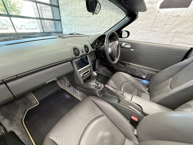 Porsche Boxster 2.7 987 Convertible Tiptronic S 242 G Black #4