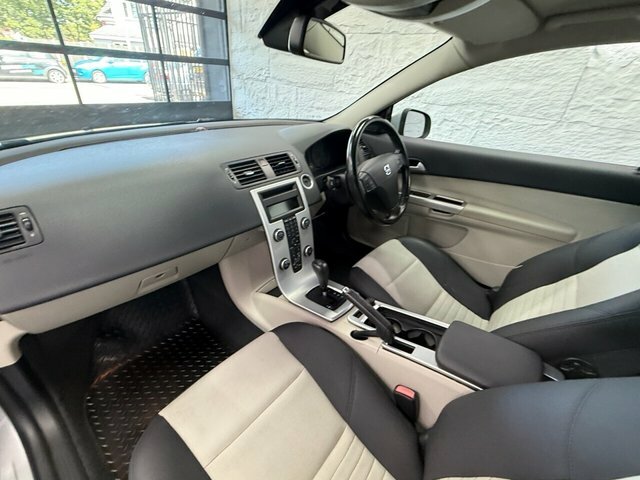Volvo C30 2.0D Se Sports Coupe Powershift Euro 4 Silver #2