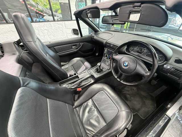 BMW Z3 1.9I Roadster 187 G Km 118 Bhp Silver #6