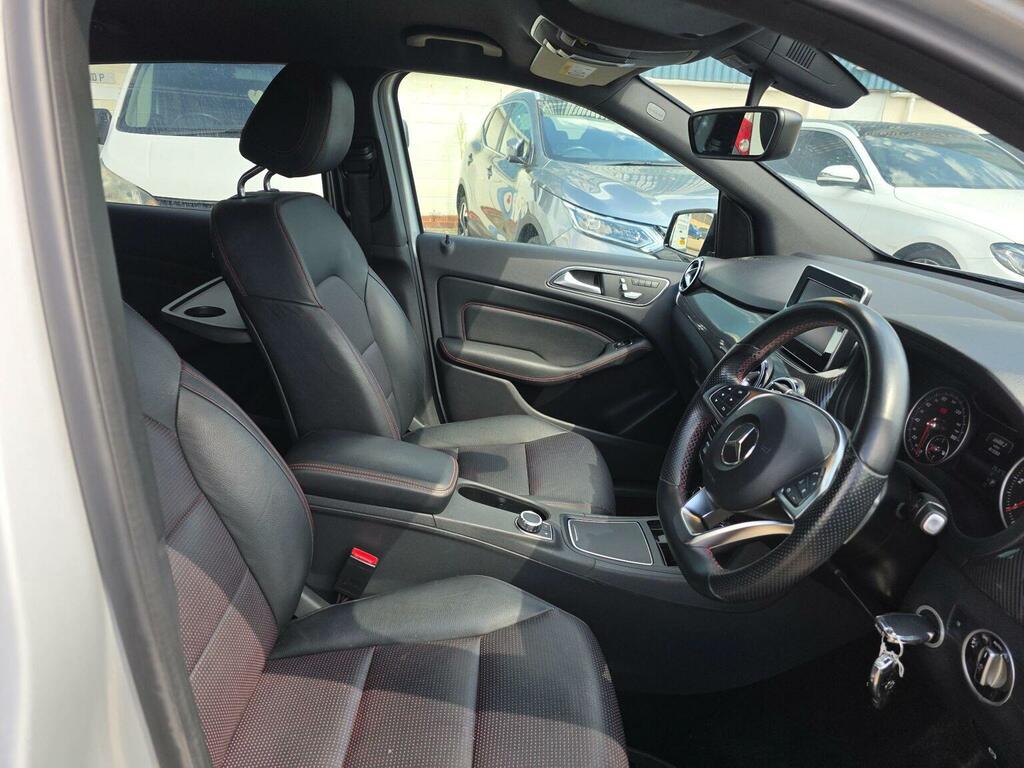 Mercedes-Benz B Class Mpv 2.1 B200d Amg Line Premium 7G-dct Euro 6 S Silver #2
