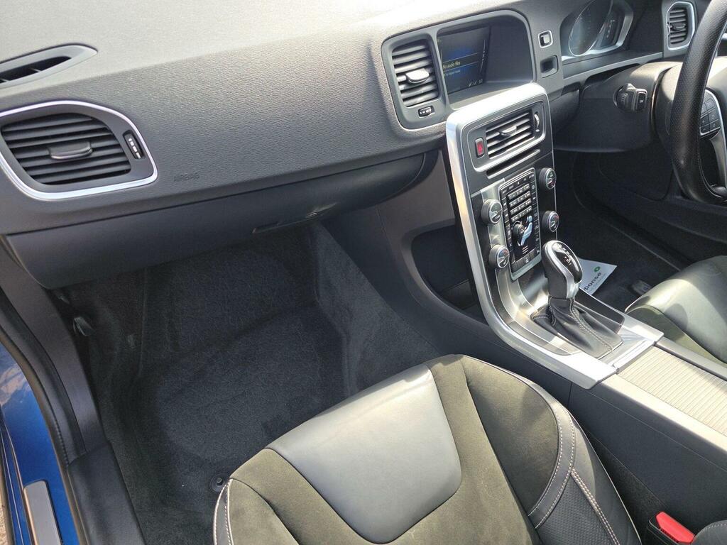 Volvo V60 2.0 D3 R-design Nav Euro 6 Ss Grey #16