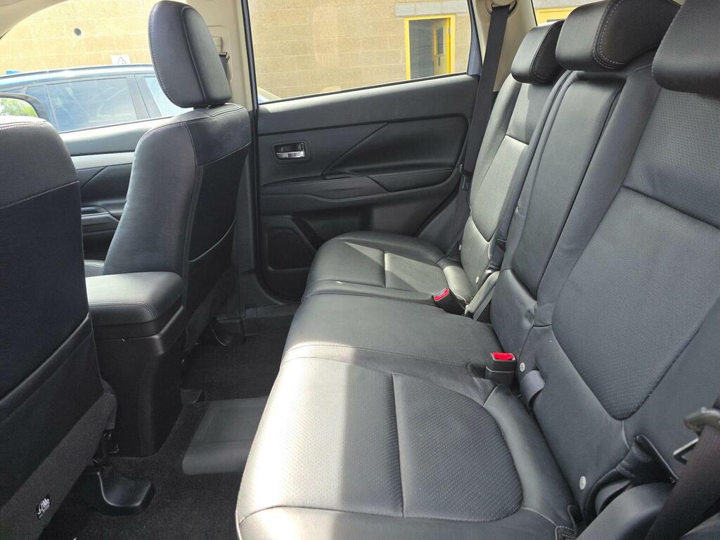 Mitsubishi Outlander Phev Gx 4H 5-Door Blue #16
