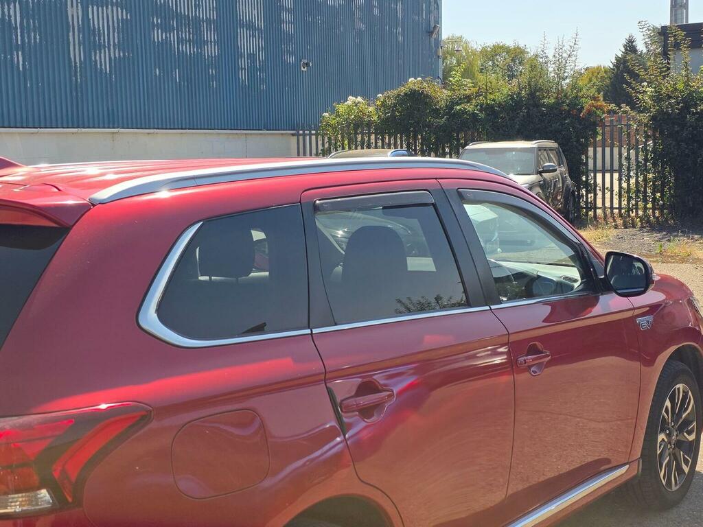 Mitsubishi Outlander 2.0H 12Kwh Juro Cvt 4Wd Euro 6 Ss Red #36
