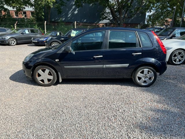 Ford Fiesta Hatchback 1.25 Zetec Climate 200606 Green #4