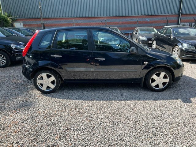 Ford Fiesta Hatchback 1.25 Zetec Climate 200606 Green #8