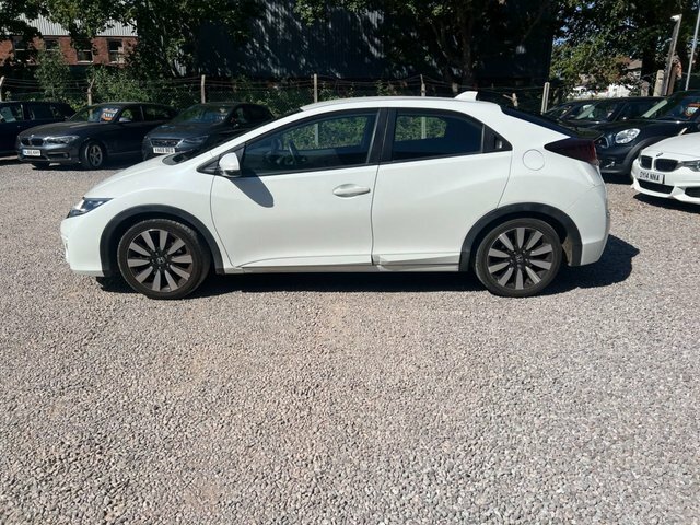 Honda Civic 1.8 I-vtec Se Plus Navi Hatchback Man White #4