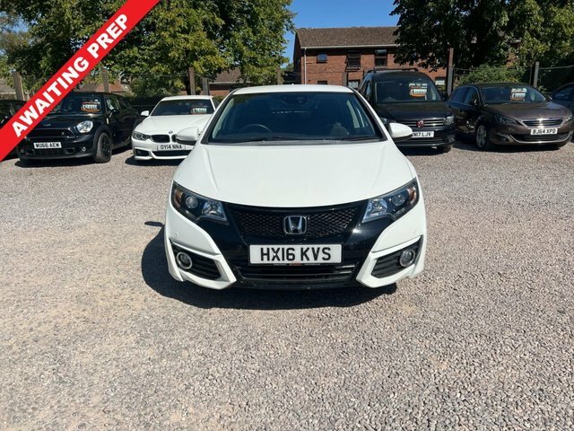Honda Civic 1.8 I-vtec Se Plus Navi Hatchback Man White #2
