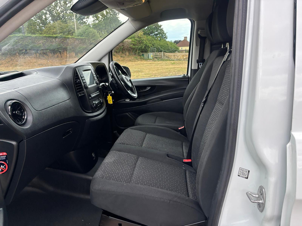 Mercedes-Benz Vito Diesel Black #15