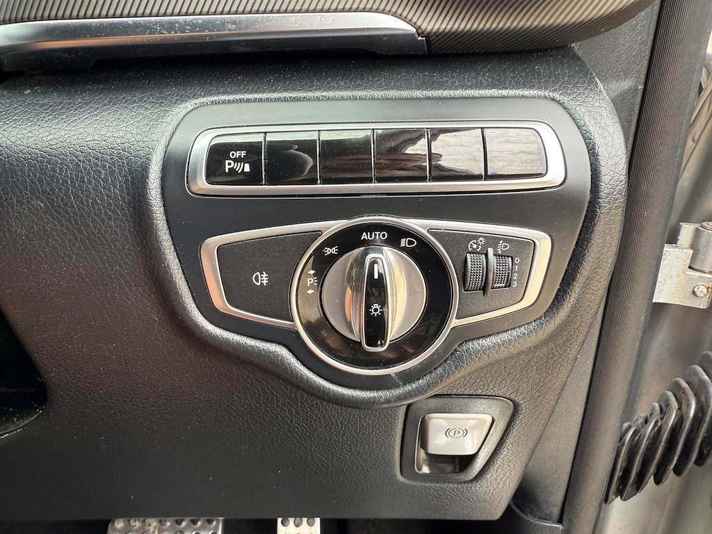 Mercedes-Benz V Class 2.1 V250 Sport Black #21