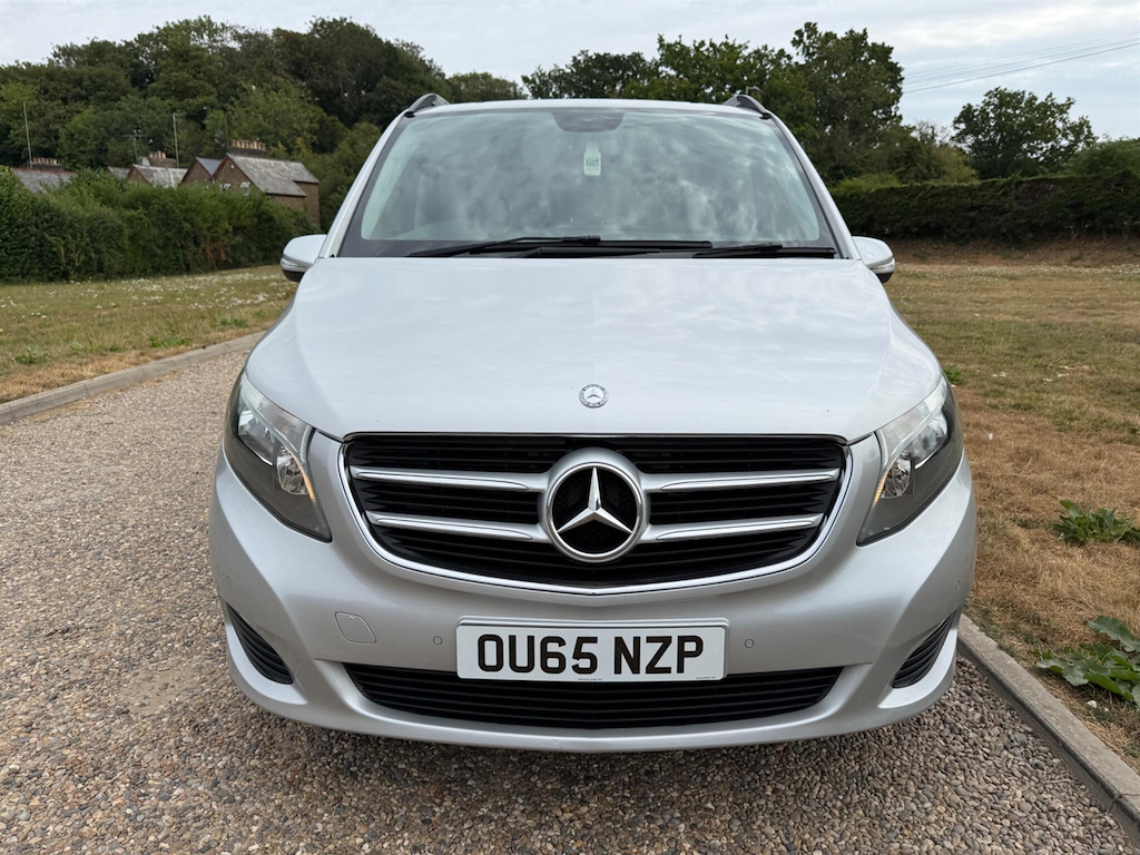 Mercedes-Benz V Class 2.1 V250 Sport Black #16