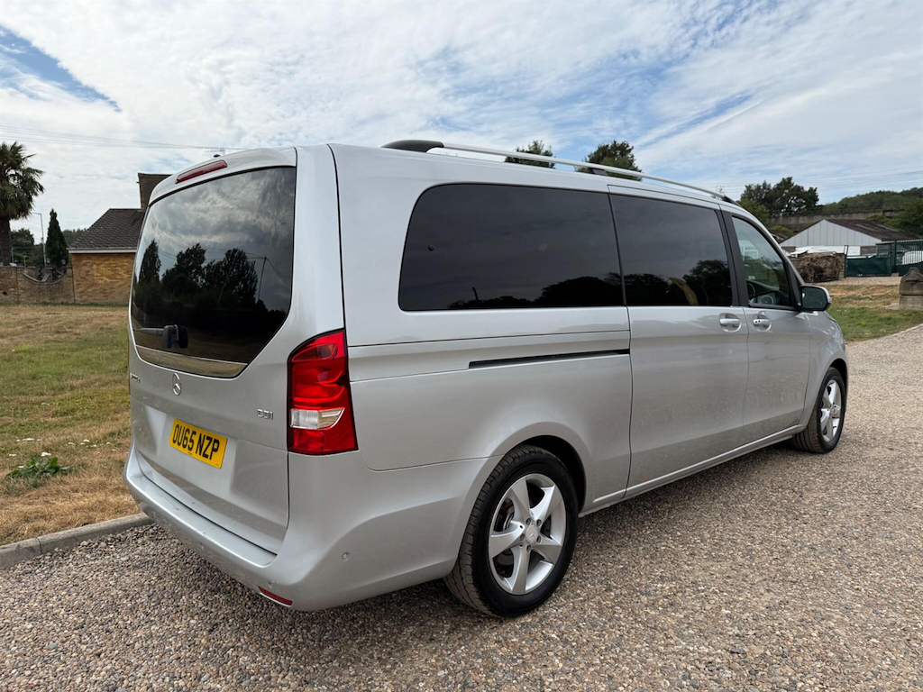 Mercedes-Benz V Class 2.1 V250 Sport Black #12