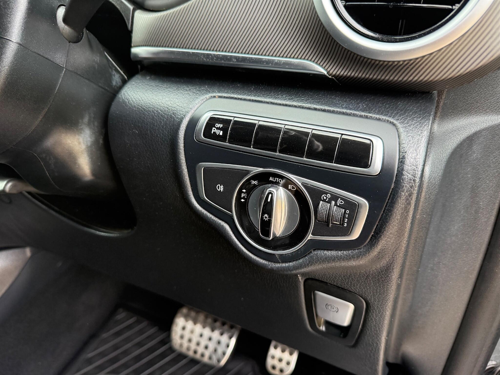 Mercedes-Benz V Class 2.1 V250 Sport Black #17