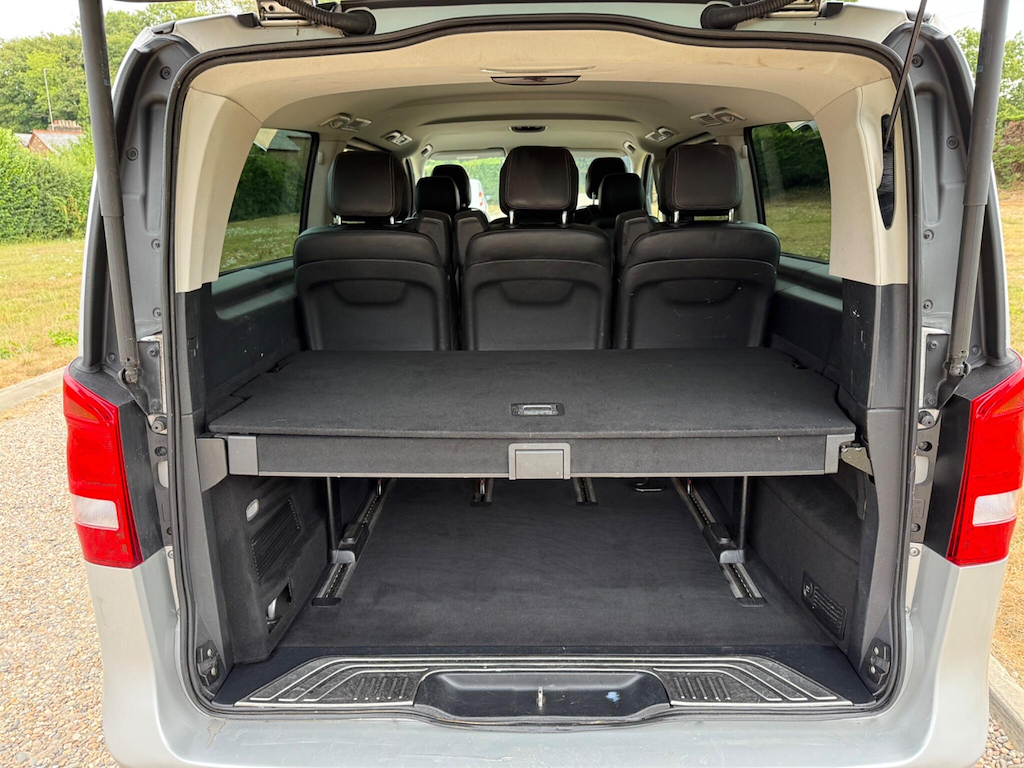 Mercedes-Benz V Class 2.1 V250 Sport Black #27