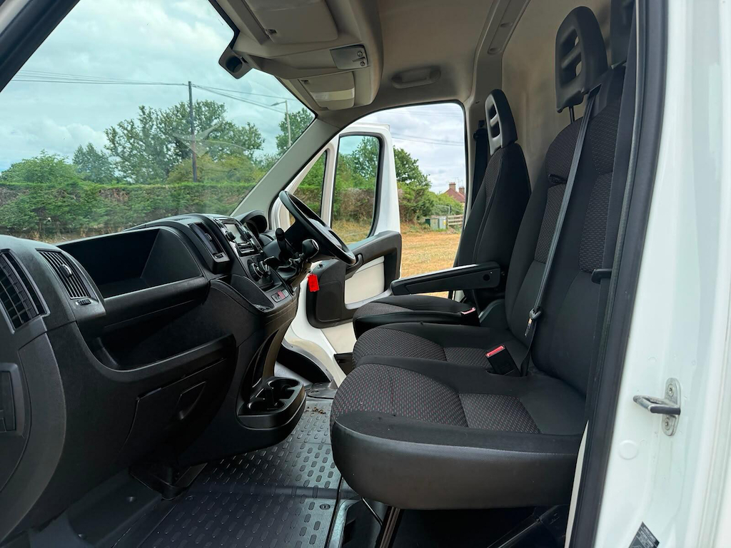 Citroen Relay 2017 2.0 35 Heavy L4h3 Enterprise Bluehdi 129 Bhp White #17