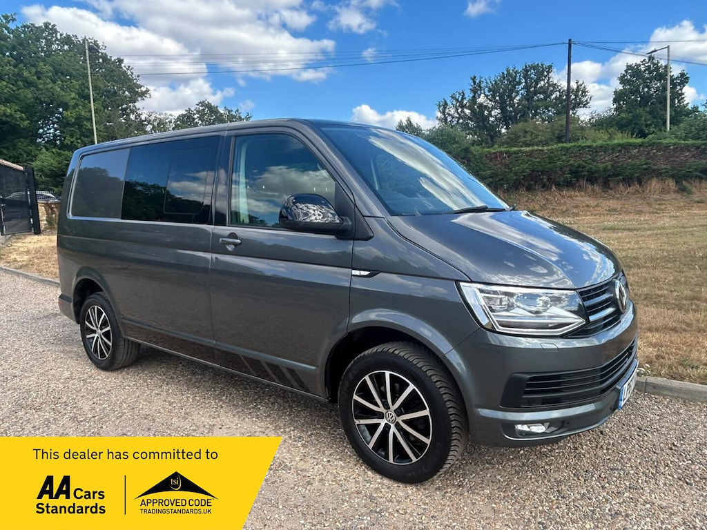 Volkswagen Transporter 2.0 L 2.0 Tdi T30 Bluemotion Tech Edition Kombi Ds Grey