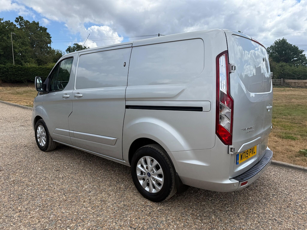 Ford Transit Custom 300 Tdci 105 L2h1 Trend Ecoblue Lwb Low Roof Fwd White #19