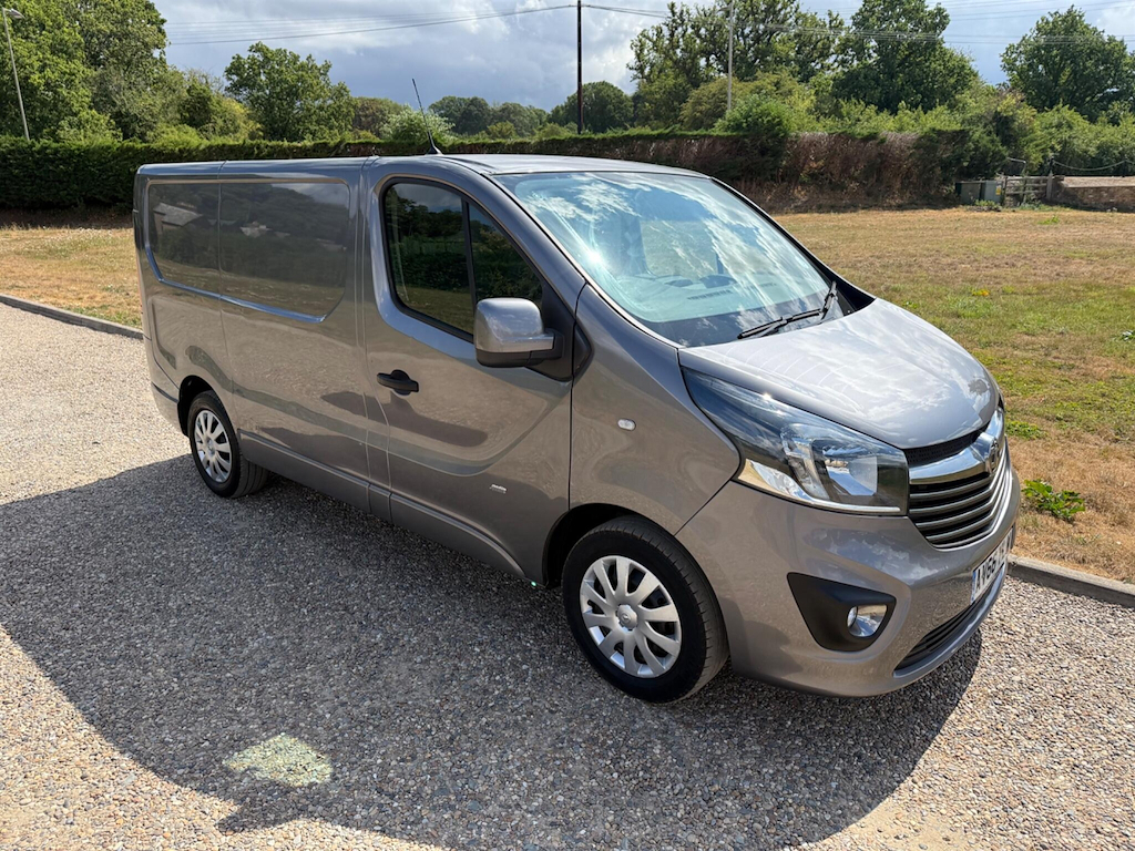 Vauxhall Vivaro L2h1 2900 Combi Cdti Biturbo Ss 9 Seater Euro 6 Red #18