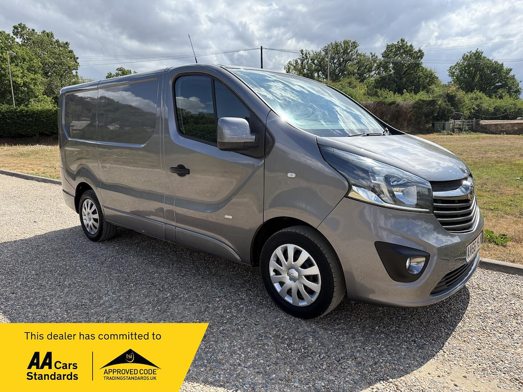 Vauxhall Vivaro 1.6 L 1.6 Cdti 2700 Sportive L1 H1 Euro 6 Grey