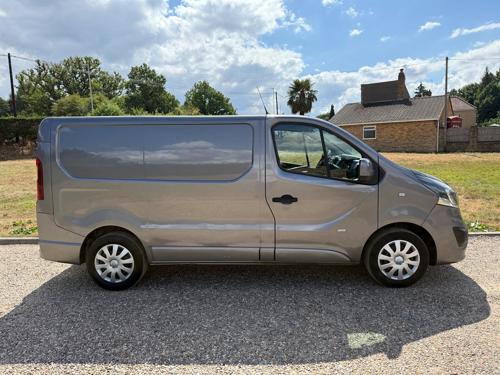 Vauxhall Vivaro 1.6 L 1.6 Cdti 2700 Sportive L1 H1 Euro 6 Grey #2