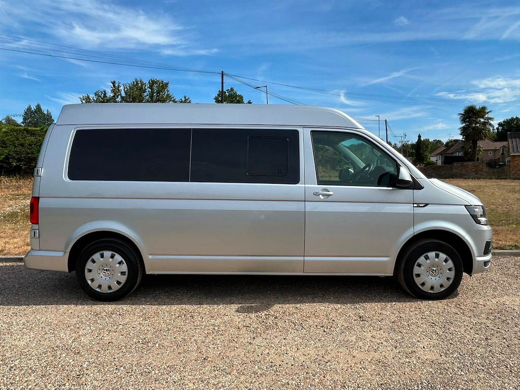 Volkswagen Transporter 2.0 Tdi T30 Bluemotion Tech Highline Crew Van Fwd Brown #11
