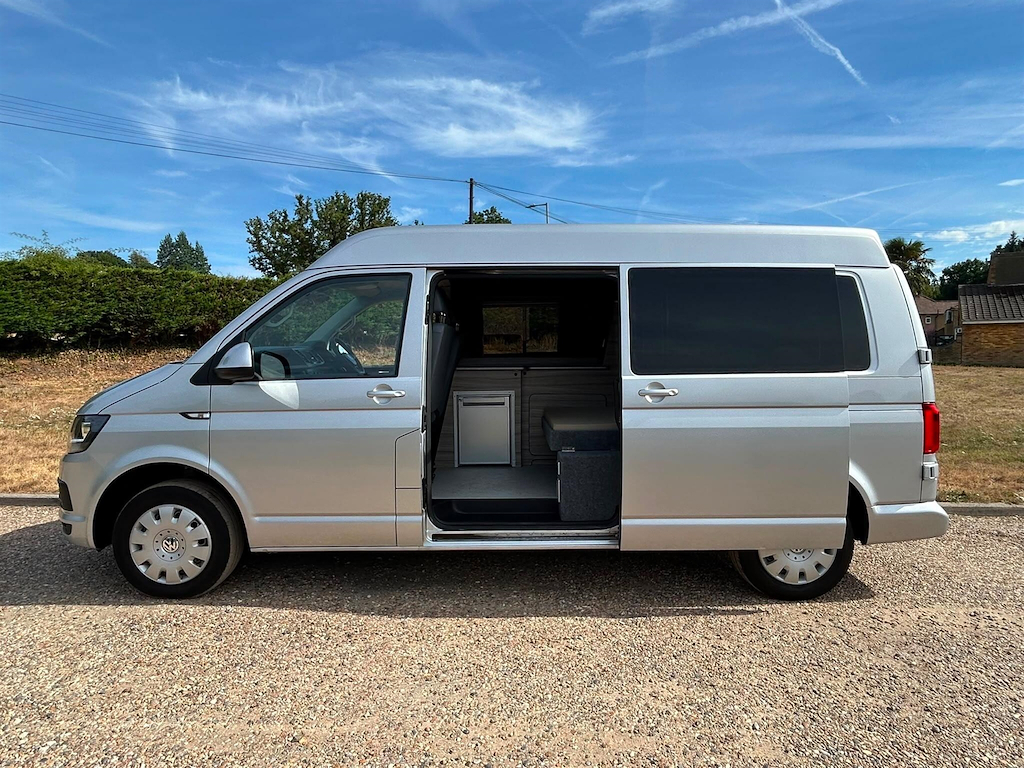 Volkswagen Transporter 2.0 L 2.0 Tdi T28 Bluemotion Tech Trendline Fwd Lw Silver #5