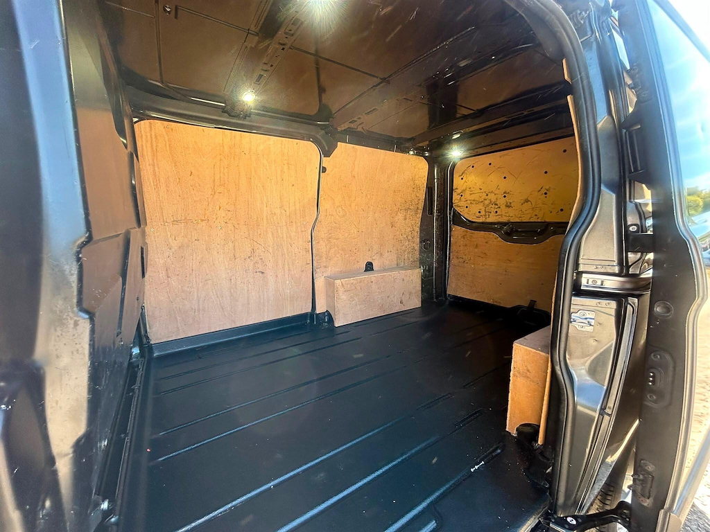 Ford Transit Custom Custom 270 Tdci 105 L1h1 Trend Swb Low Roof Fwd 1 White #14