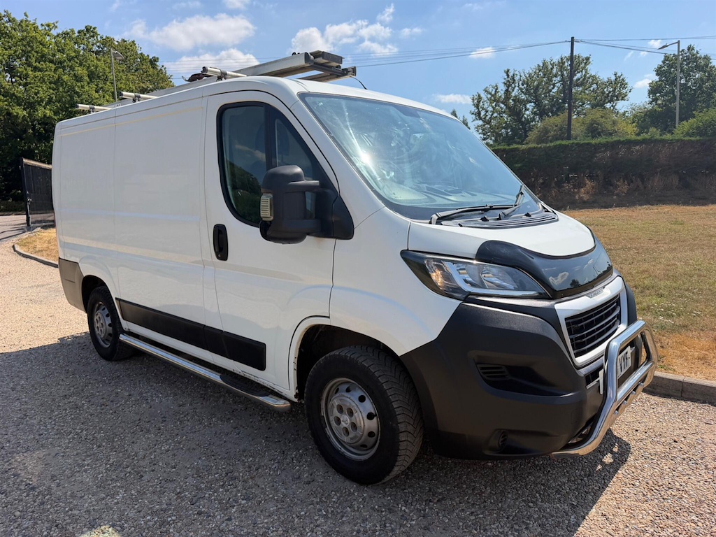 Peugeot Boxer 2.0 L 2.0 Bluehdi 333 Professional L1 H1 Euro 6 White