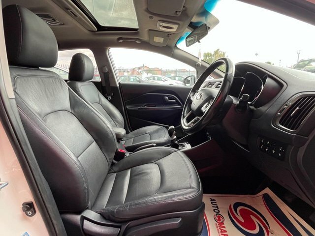 Kia RIO 1.4 Ecodynamics 4 Hatchback Euro White #5
