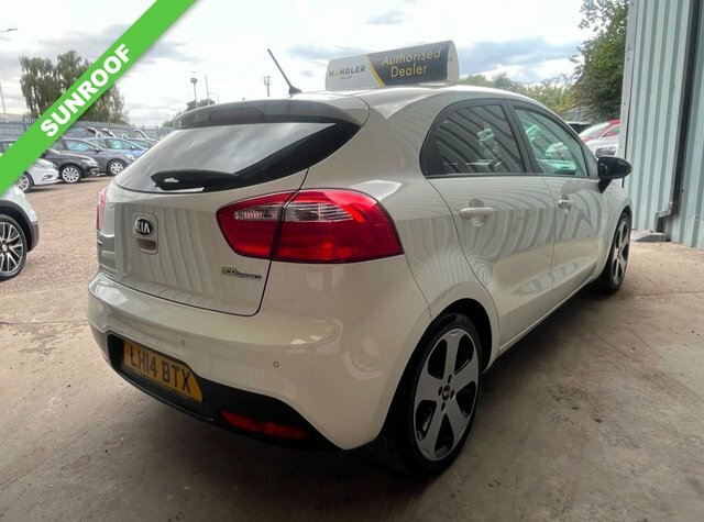 Kia RIO 1.4 Ecodynamics 4 Hatchback Euro White #3
