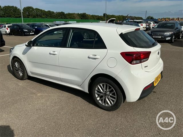 Kia RIO 1.4 2 Hatchback 6 Spd Euro 6 98 B White #2