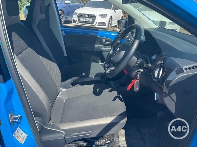Volkswagen Up 1.0 High Up Hatchback Euro 6 7 Blue #3