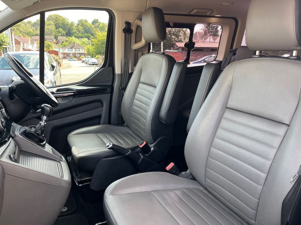 Ford Tourneo Custom Custom 2.0 320 Ecoblue Titanium X Minibus Dies Black #8