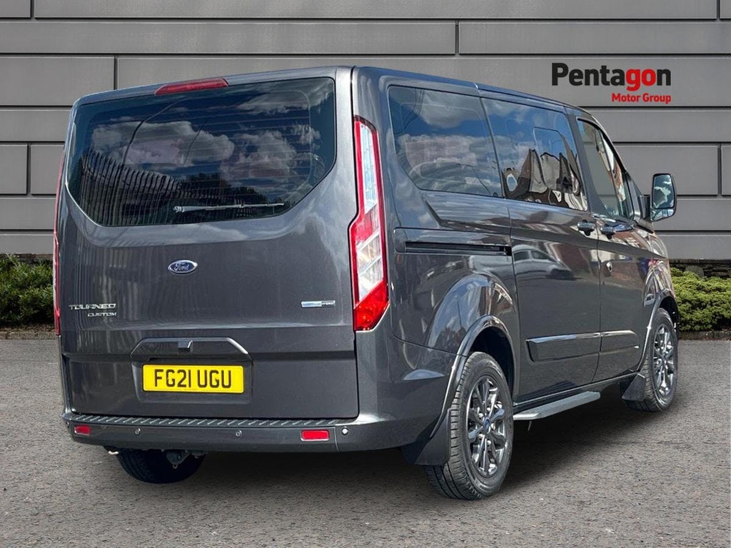 Ford Tourneo Custom 2.0 320 Ecoblue Mhev Titanium X Minibus Double Cab Grey #4