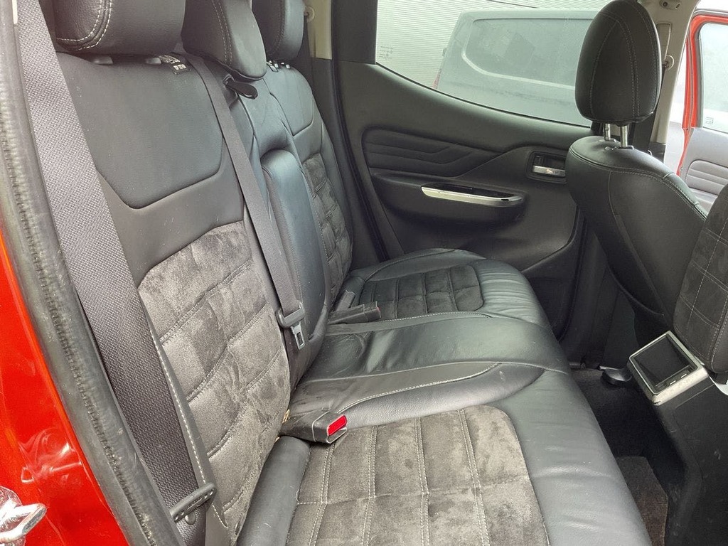 Mitsubishi L200 2.2 Di-d Dc Barbarian X Pickup Double Cab Dies Grey #9