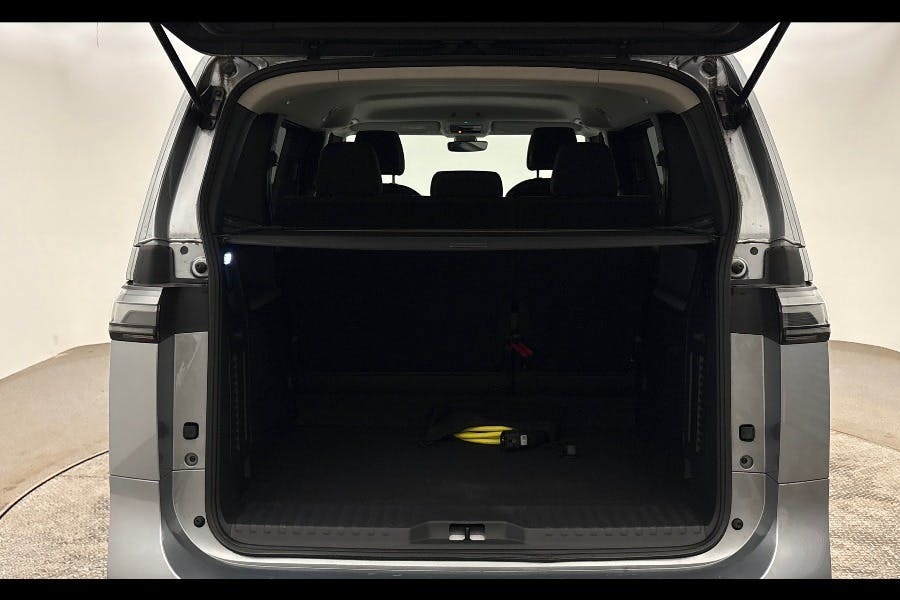 Volkswagen ID.Buzz Pro 77Kwh Life Mpv 204 Ps Silver #5