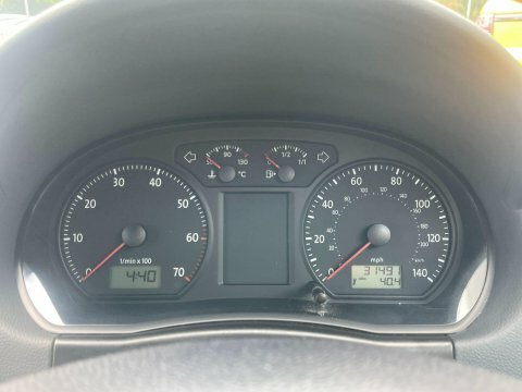 Volkswagen Polo 1.2 Match Grey #16