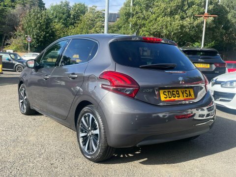 Peugeot 208 1.2 Puretech Tech Grey #6