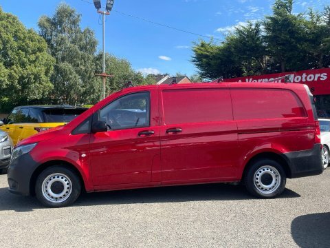Mercedes-Benz Vito 1.6 111 Cdi Red #3
