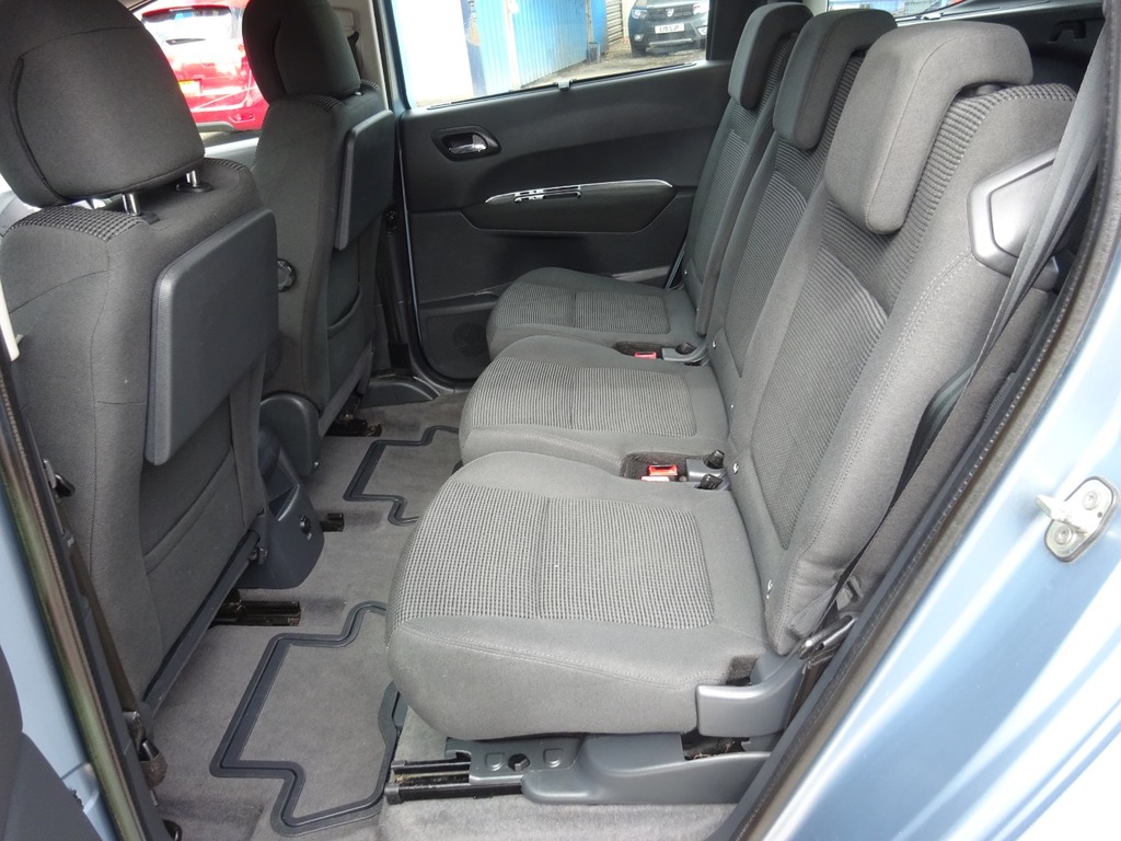 Peugeot 5008 1.6 E-hdi Allure Mpv Grey #12