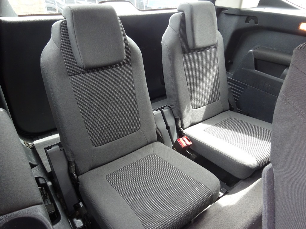 Peugeot 5008 1.6 E-hdi Allure Mpv Grey #14