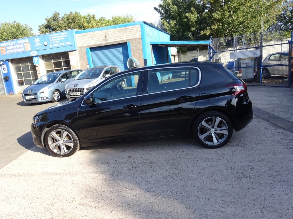 Peugeot 308 1.6 Hdi 115 Allure Black #5