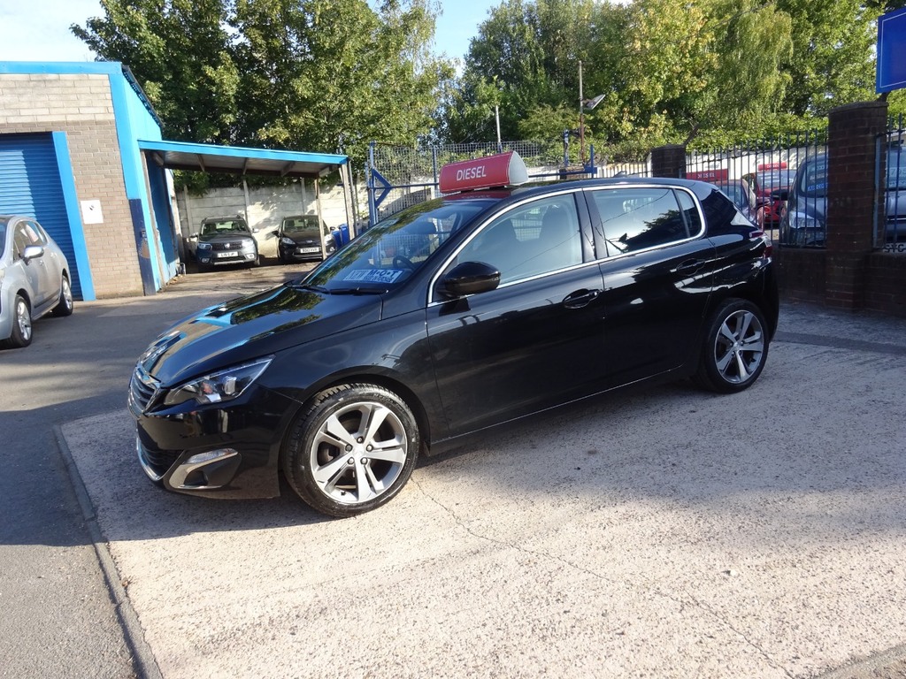 Peugeot 308 1.6 Hdi 115 Allure Black #3