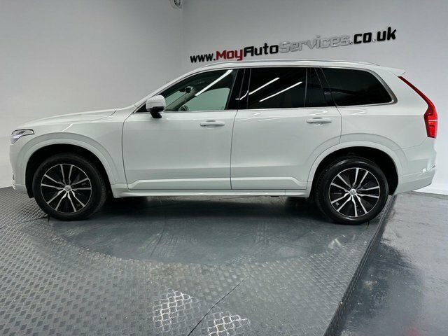 Volvo XC90 2022 2.0 B5 Mhev Momentum Suv Hybrid Au YB71FHP White #2