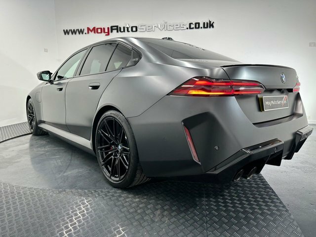 BMW M5 2026 4.4 22.1Kwh Saloon Plug-in Hybrid Grey #5