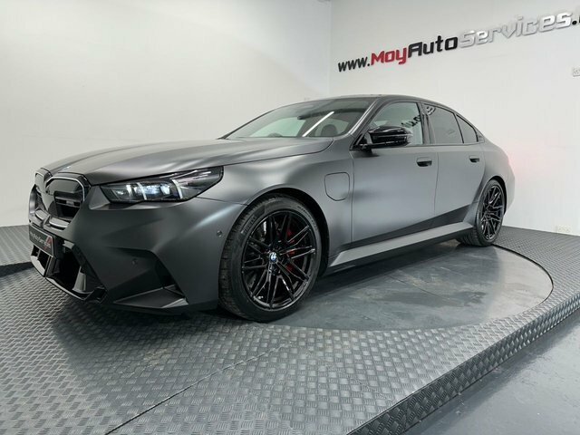 BMW M5 2026 4.4 22.1Kwh Saloon Plug-in Hybrid Grey #3